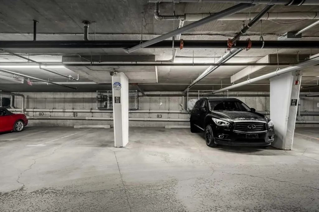 777 3 Avenue SW Calgary AB T2P0G8