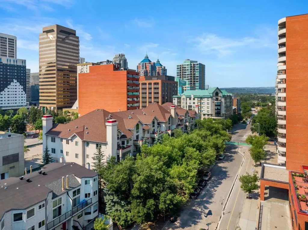777 3 Avenue SW Calgary AB T2P0G8