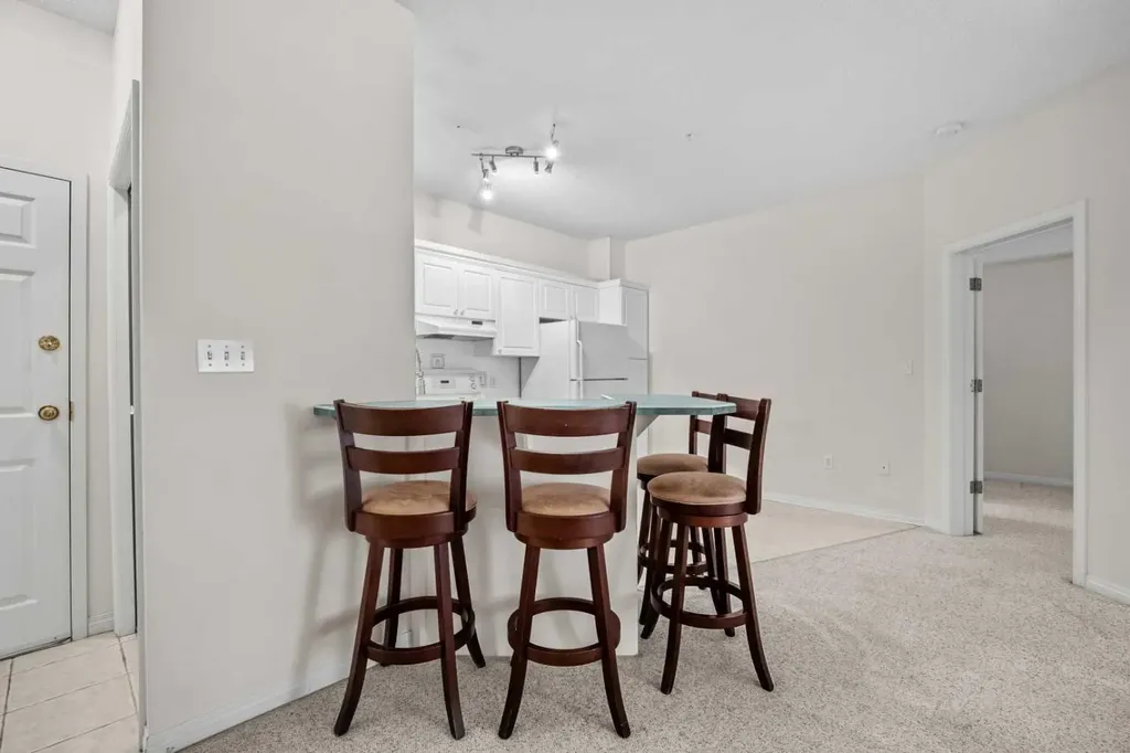 777 3 Avenue SW Calgary AB T2P0G8
