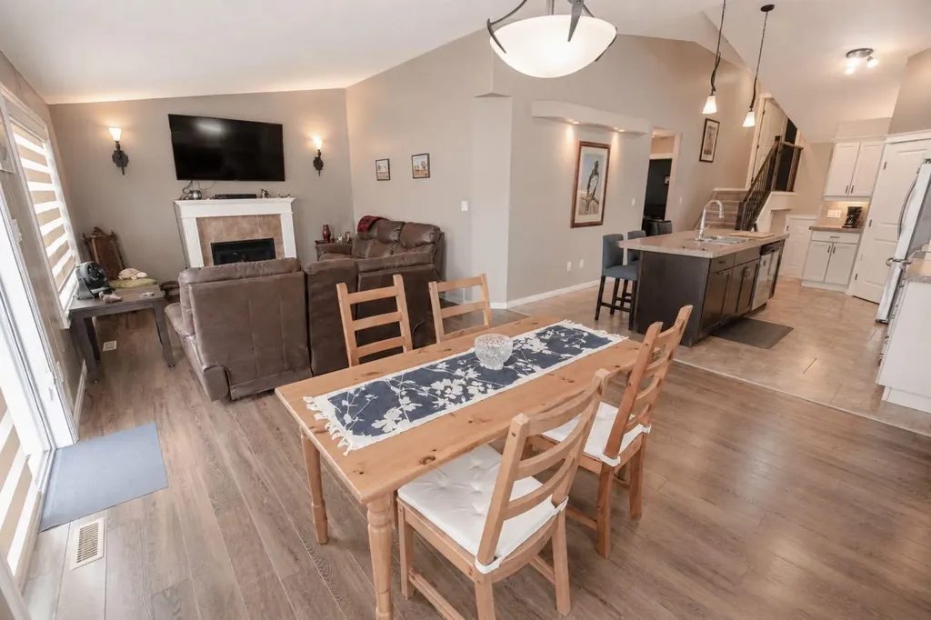 7102 86a Street Grande Prairie AB T8X 0C8