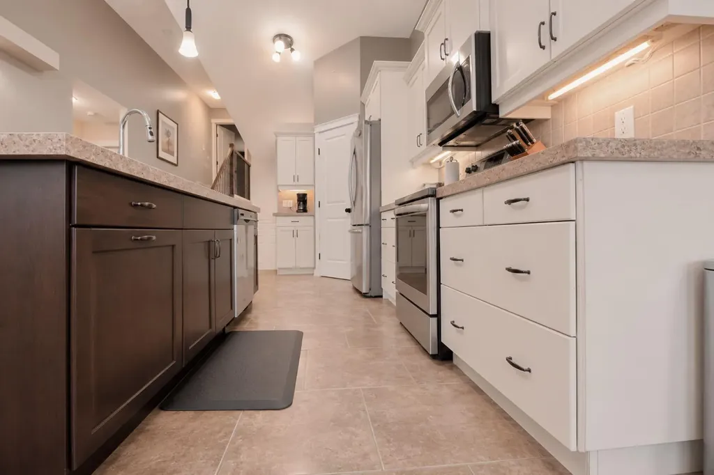 7102 86a Street Grande Prairie AB T8X 0C8