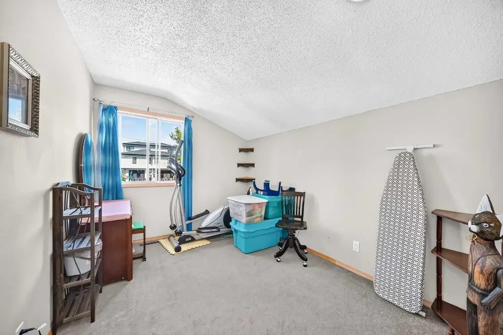 1926 28 Avenue SW Calgary AB T2T 1K1