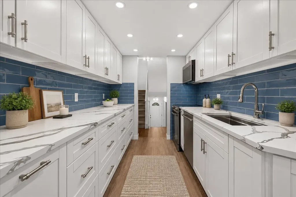 13001 6 Street SW Calgary AB T2W 4J8