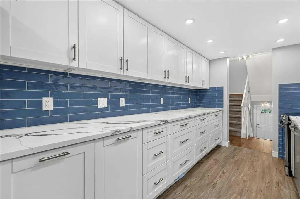 13001 6 Street SW Calgary AB T2W 4J8