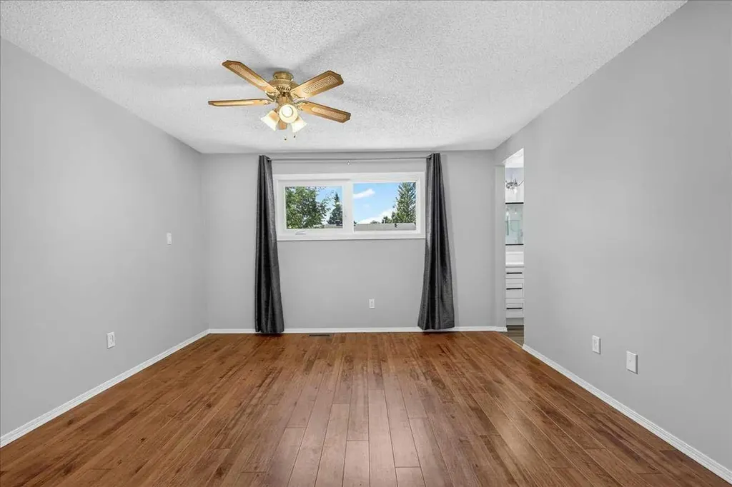 13001 6 Street SW Calgary AB T2W 4J8
