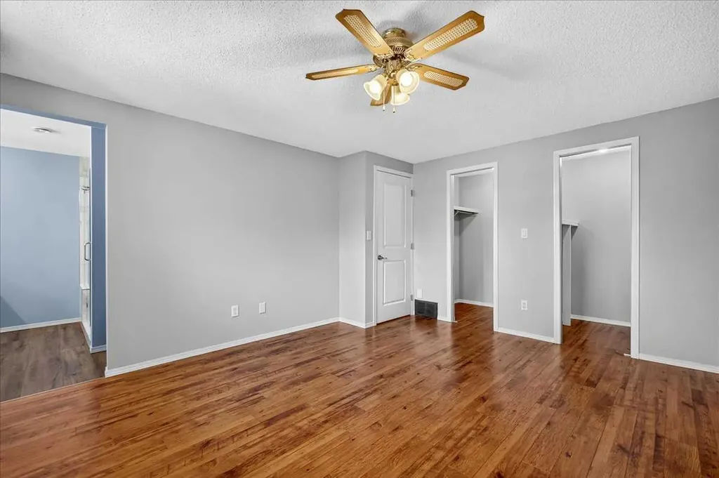 13001 6 Street SW Calgary AB T2W 4J8