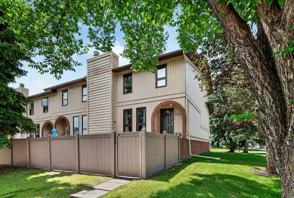 13001 6 Street SW Calgary AB T2W 4J8