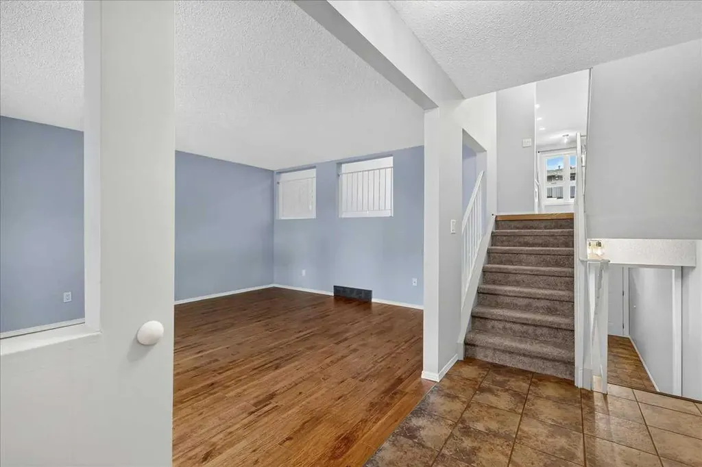 13001 6 Street SW Calgary AB T2W 4J8