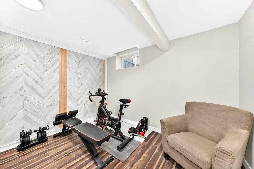 114 Midcrest Crescent SE Calgary AB T2X 1B5