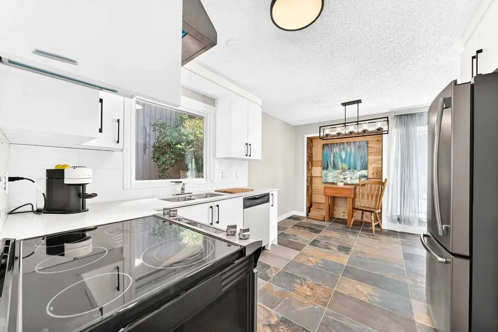 114 Midcrest Crescent SE Calgary AB T2X 1B5