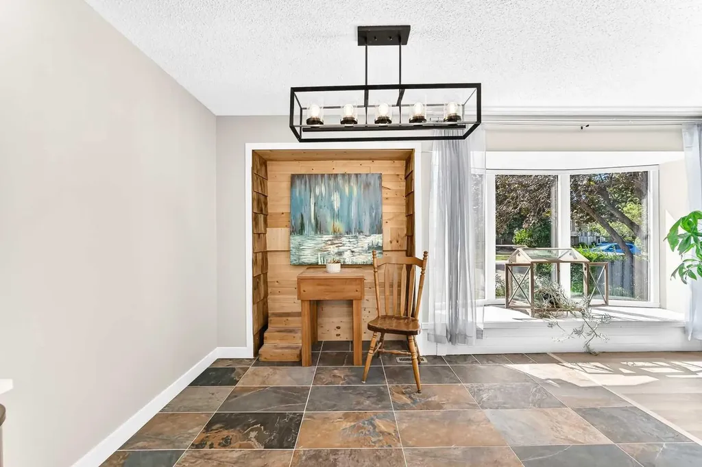 114 Midcrest Crescent SE Calgary AB T2X 1B5