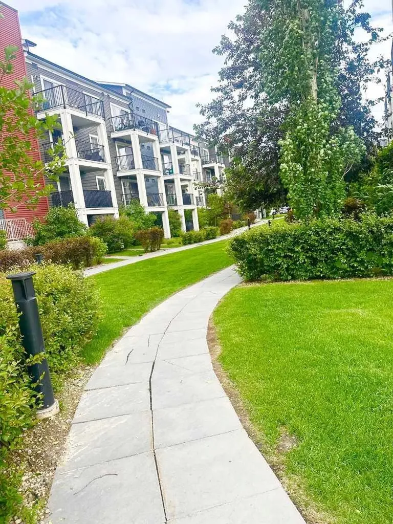 755 Copperpond Boulevard SE Calgary AB T2Z4R2