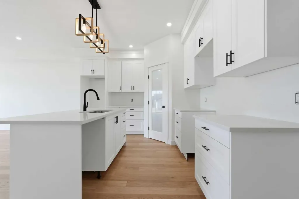 609A 5 Avenue SW Sundre AB T0M1X0