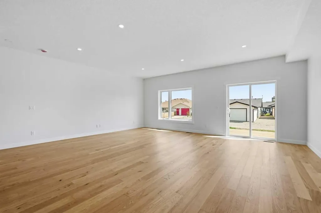 609A 5 Avenue SW Sundre AB T0M1X0