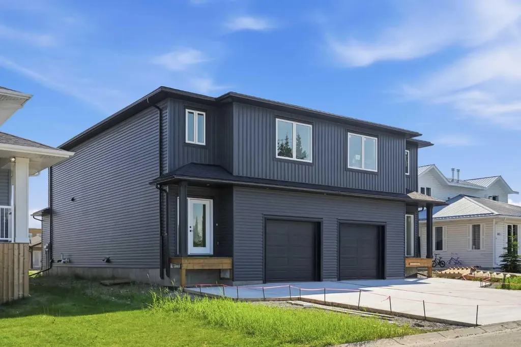 609A 5 Avenue SW Sundre AB T0M1X0