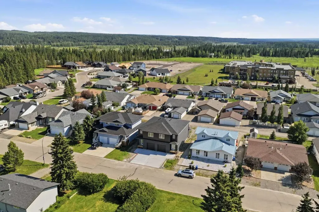 609A 5 Avenue SW Sundre AB T0M1X0