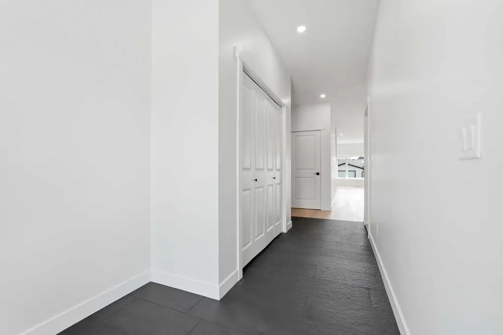 609A 5 Avenue SW Sundre AB T0M1X0