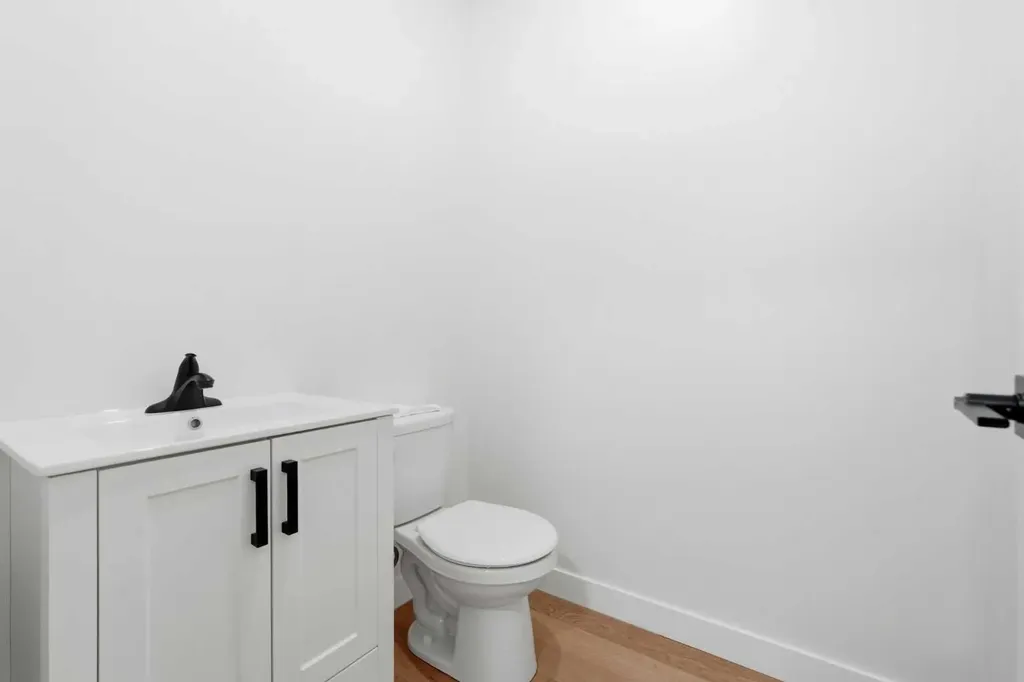 609A 5 Avenue SW Sundre AB T0M1X0