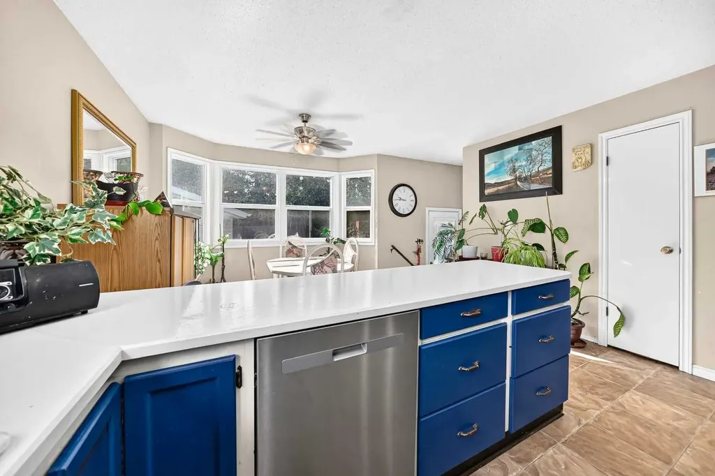 69 Gregson Crescent Red Deer AB T4P 2K3