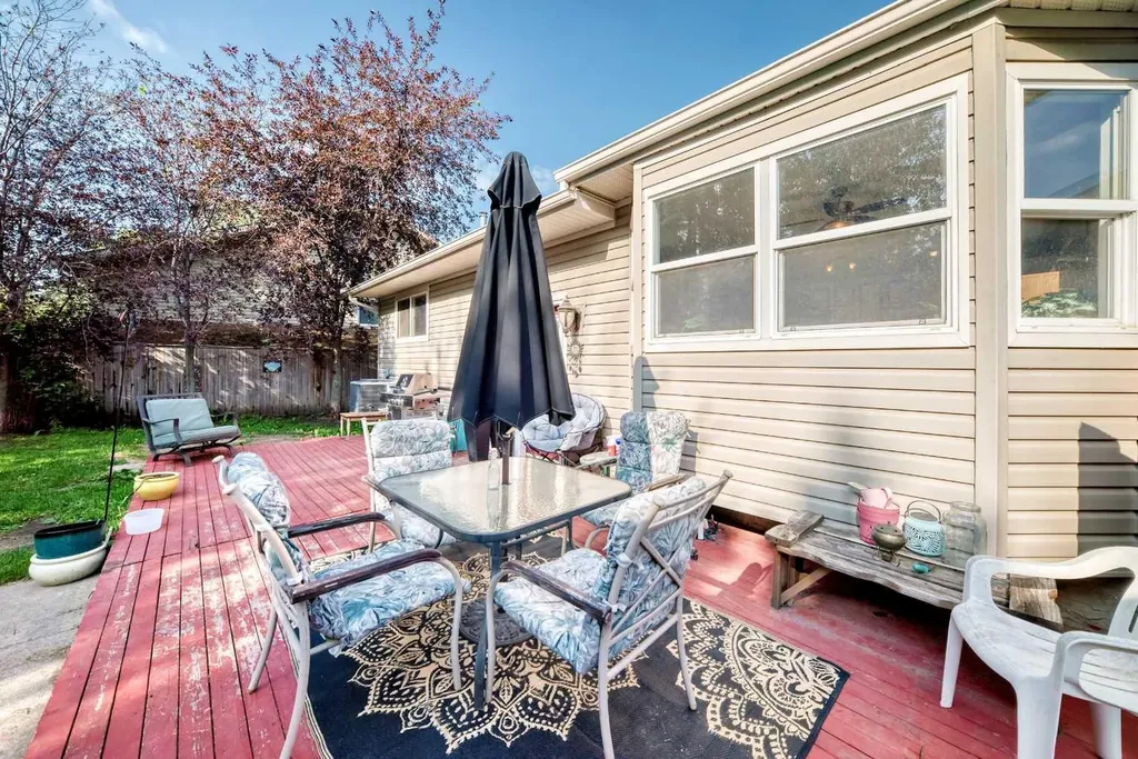 69 Gregson Crescent Red Deer AB T4P 2K3