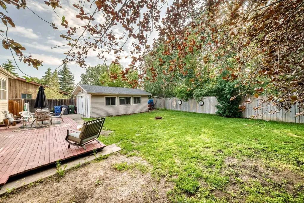 69 Gregson Crescent Red Deer AB T4P 2K3