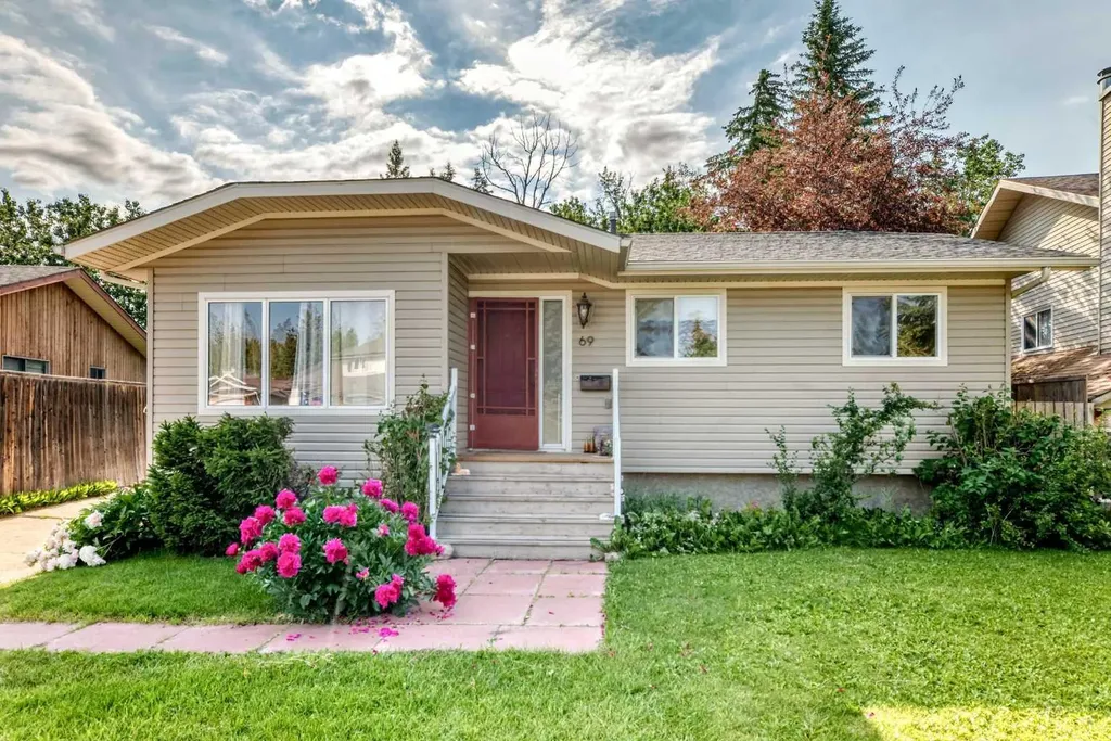 69 Gregson Crescent Red Deer AB T4P 2K3