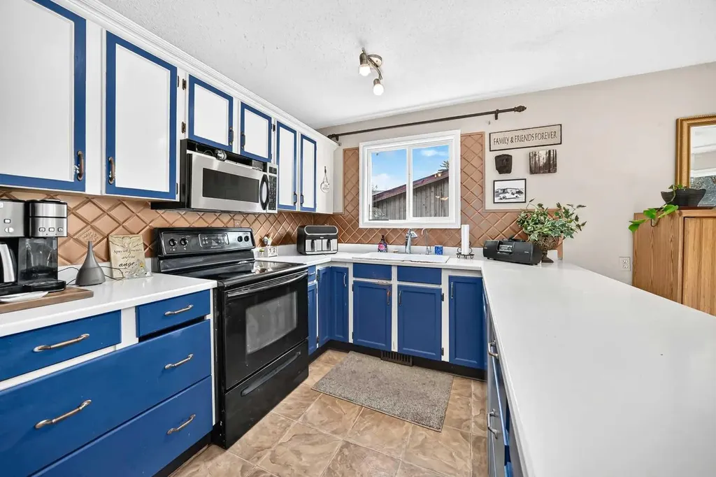 69 Gregson Crescent Red Deer AB T4P 2K3