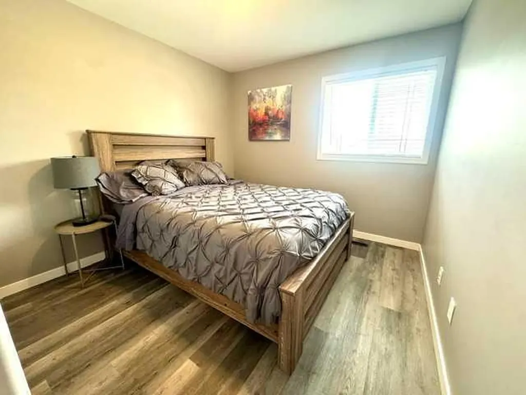 140 Pinnacle Boulevard Grande Prairie AB T8W 2V7