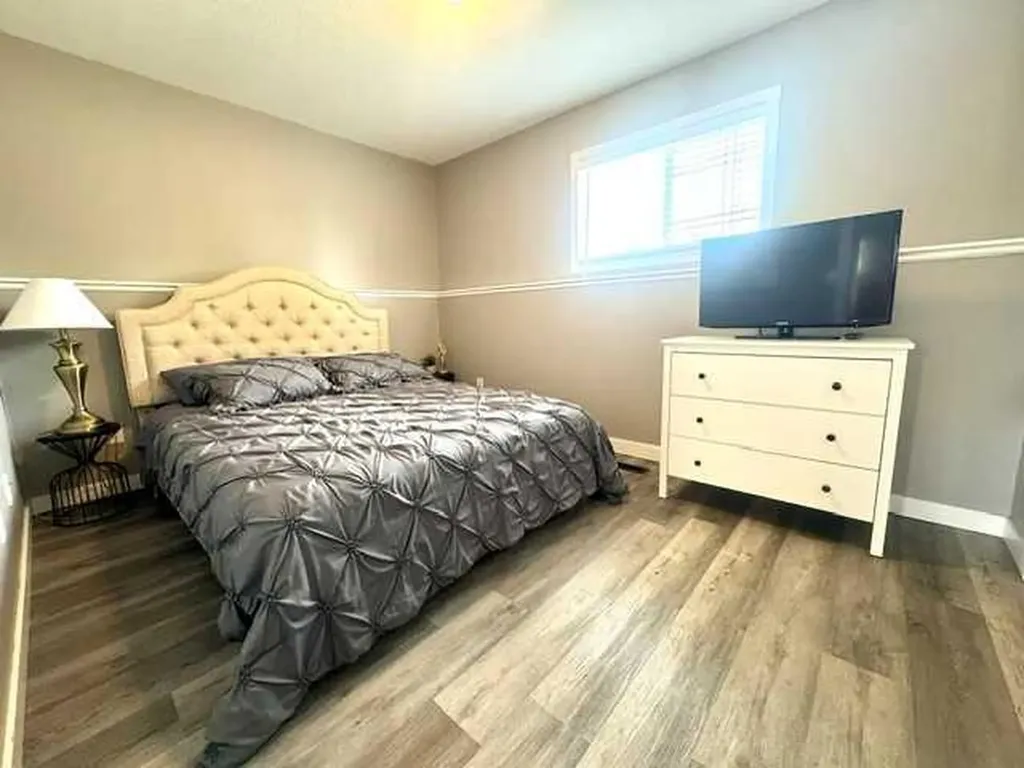 140 Pinnacle Boulevard Grande Prairie AB T8W 2V7