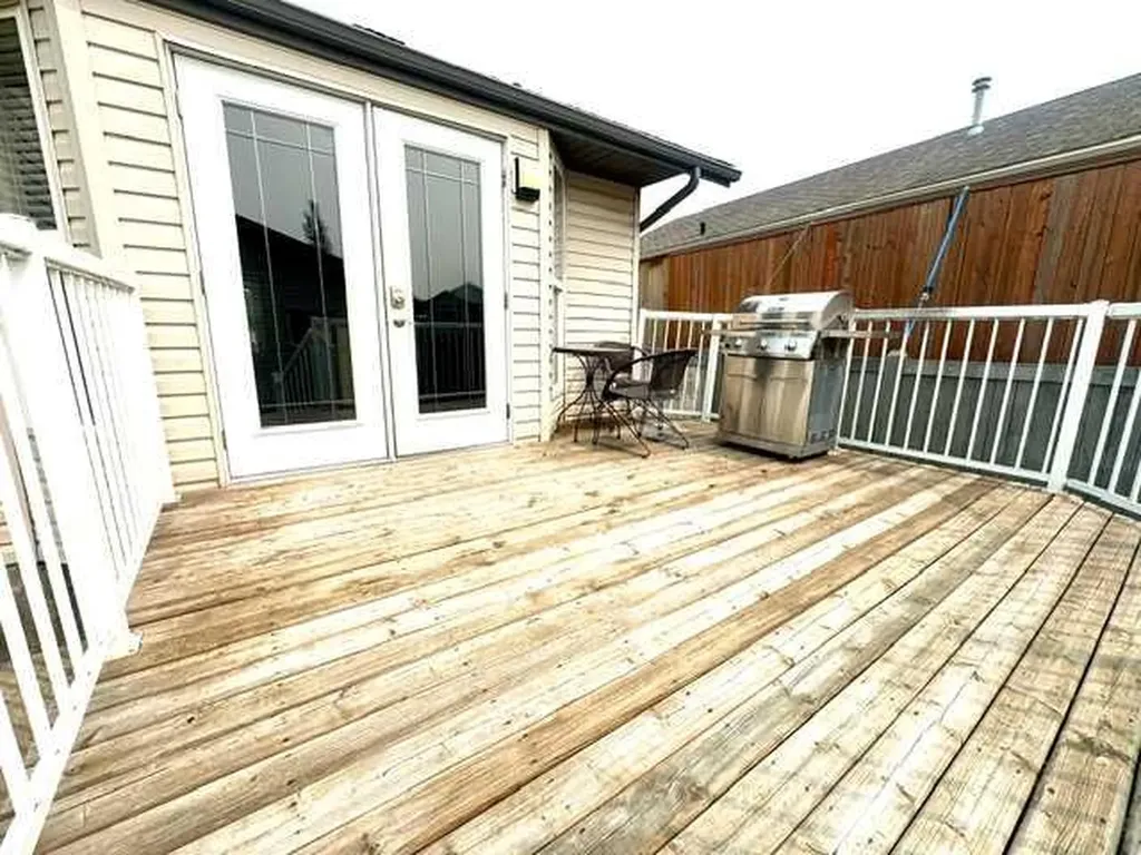 140 Pinnacle Boulevard Grande Prairie AB T8W 2V7
