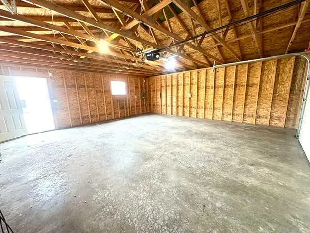 140 Pinnacle Boulevard Grande Prairie AB T8W 2V7