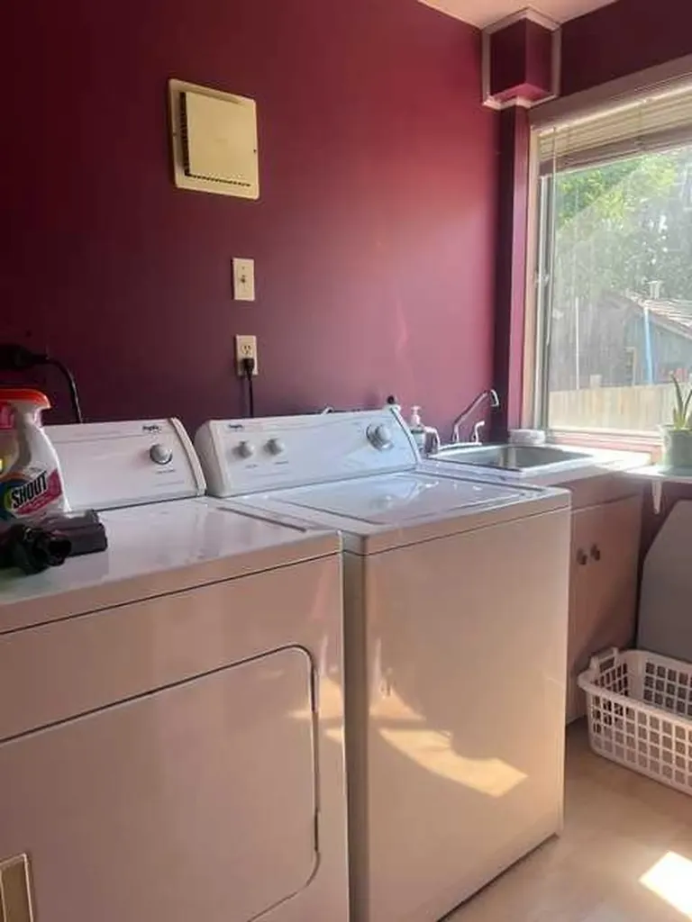 4605 46 Street Red Deer AB T4N 1M7