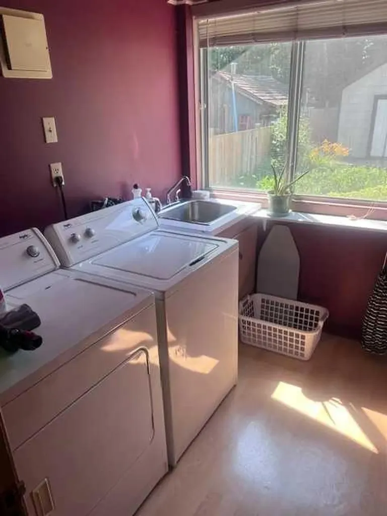 4605 46 Street Red Deer AB T4N 1M7