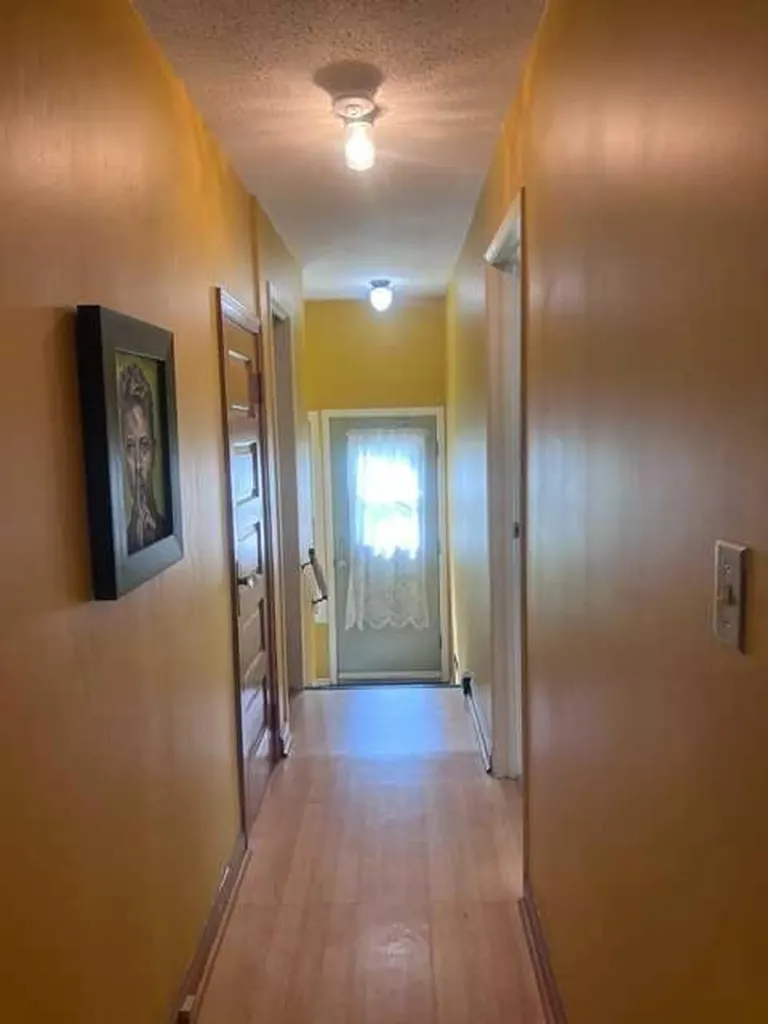 4605 46 Street Red Deer AB T4N 1M7