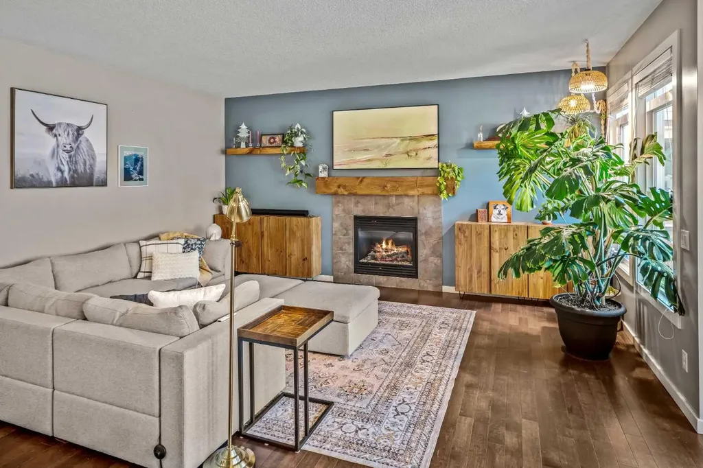 53 Heritage Drive Cochrane AB T4C 0E2