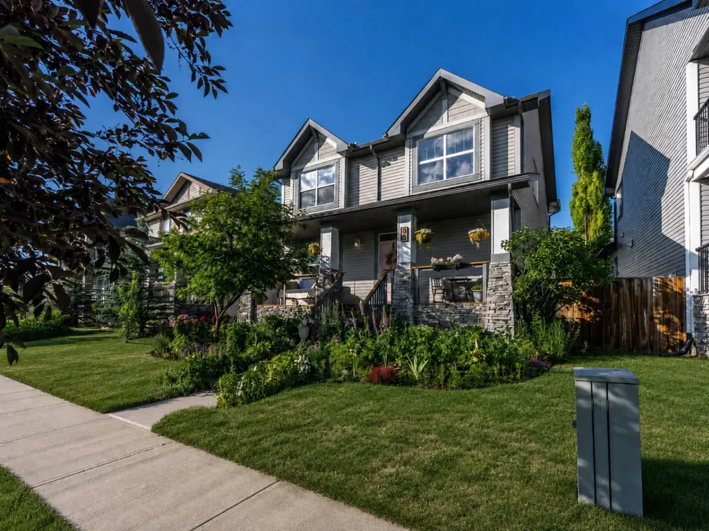 53 Heritage Drive Cochrane AB T4C 0E2