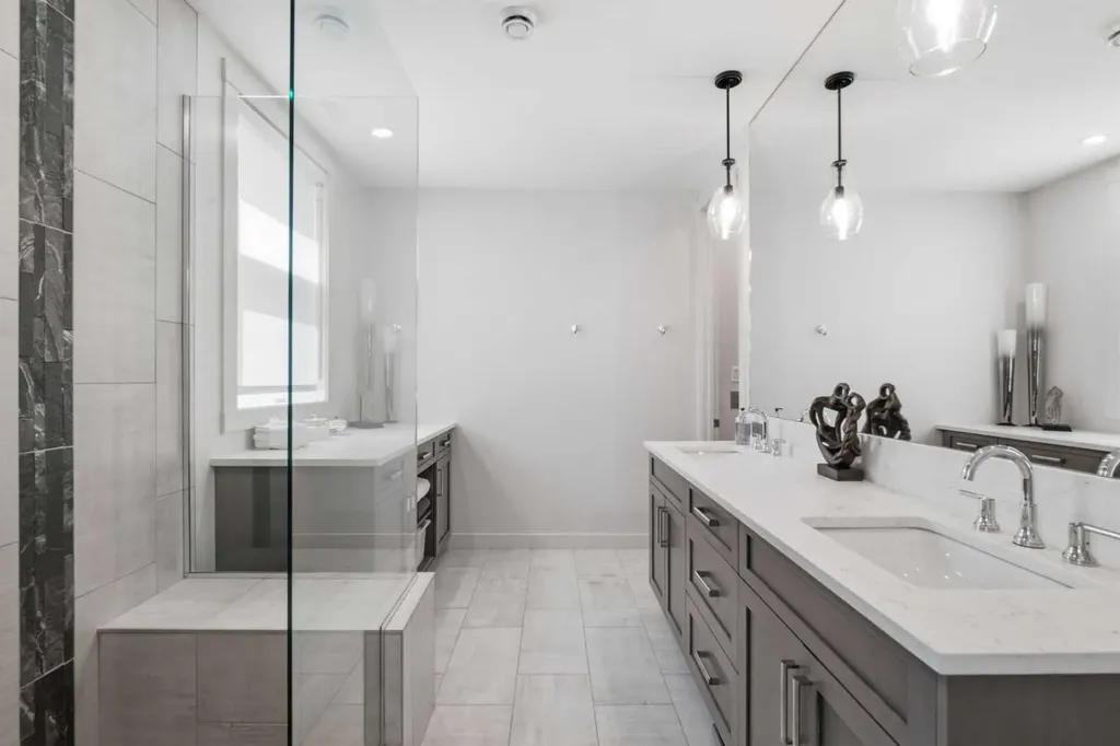 105 Lebel Crescent NW Calgary AB T3B 6M6