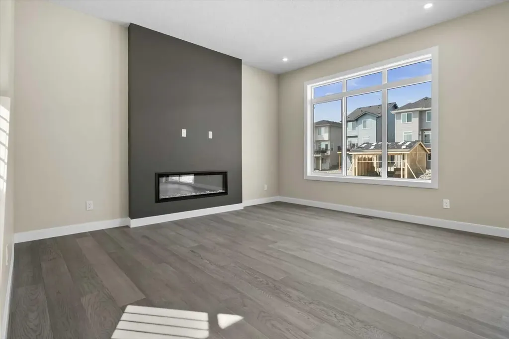 51 Agate Road Cochrane AB T4C 3B9