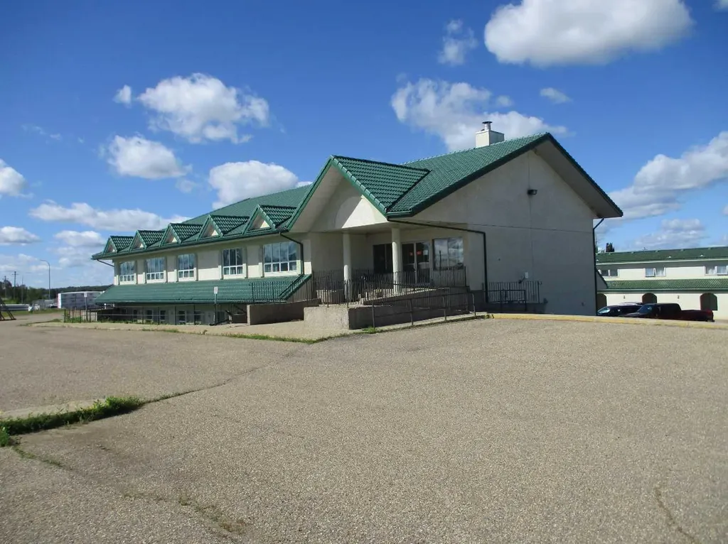 440 Main Street NE Manning AB T0H 2M0