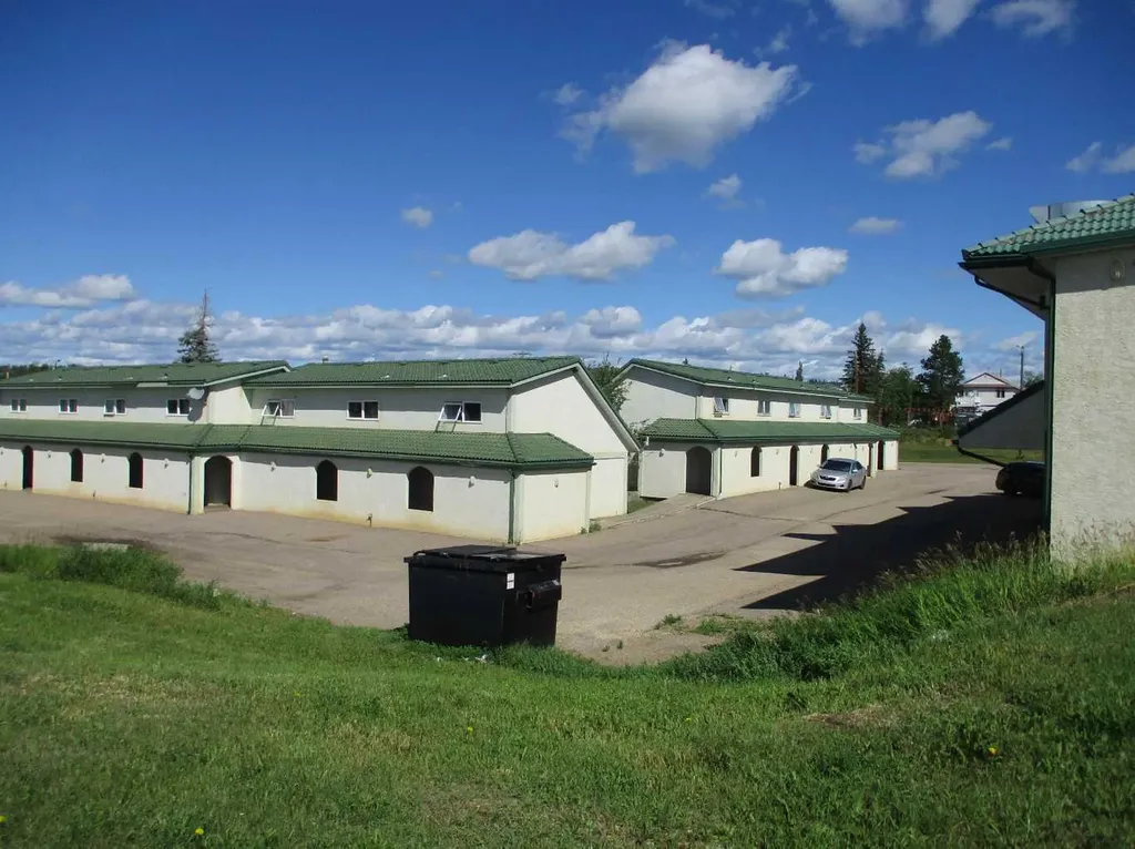 440 Main Street NE Manning AB T0H 2M0