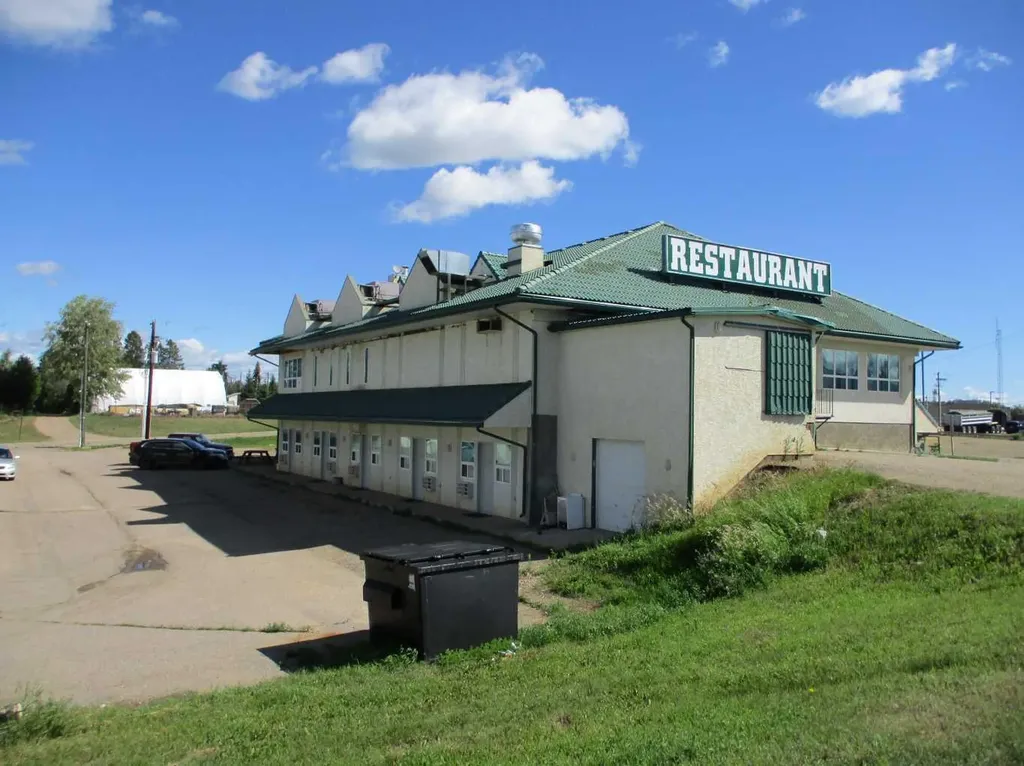 440 Main Street NE Manning AB T0H 2M0