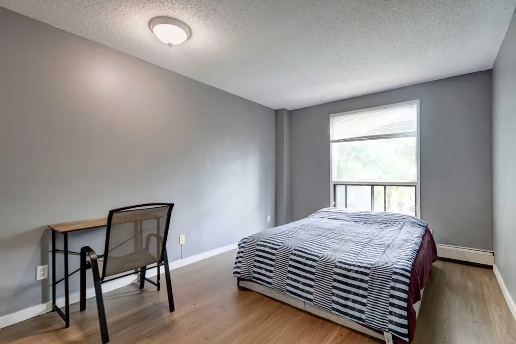 10120 Brookpark Boulevard SW Calgary AB T2W 3G3