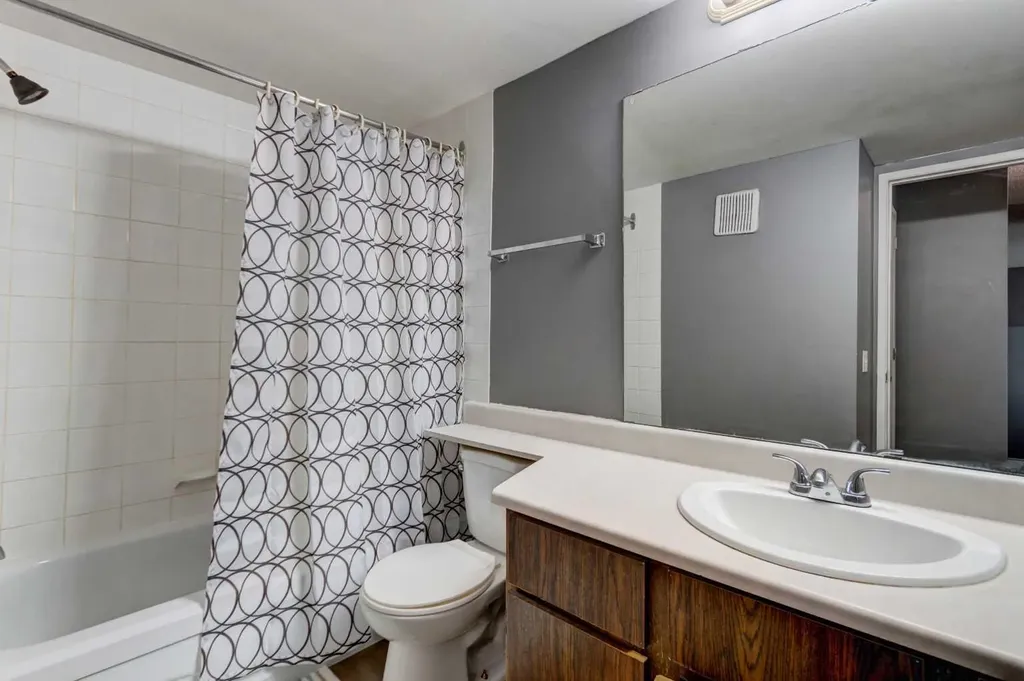 10120 Brookpark Boulevard SW Calgary AB T2W 3G3