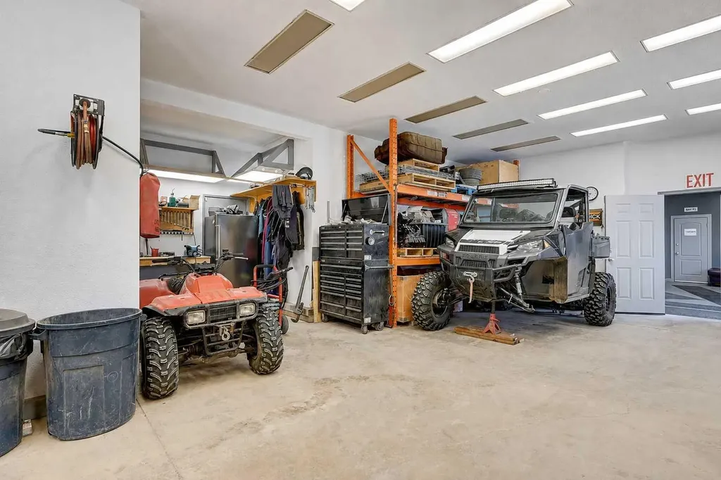 10426 95 Avenue Sexsmith AB T0H3C0