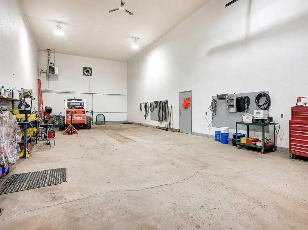 10426 95 Avenue Sexsmith AB T0H3C0