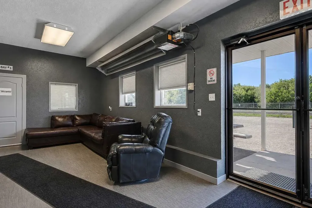 10426 95 Avenue Sexsmith AB T0H3C0