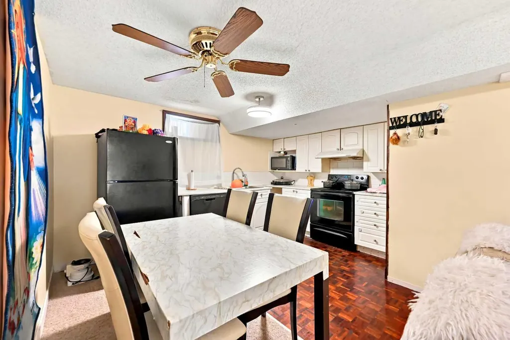 619 Whiteridge Road NE Calgary AB T1Y 2Y7