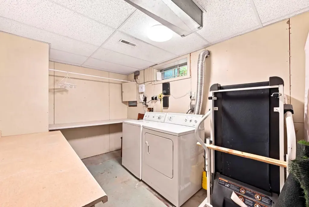 619 Whiteridge Road NE Calgary AB T1Y 2Y7