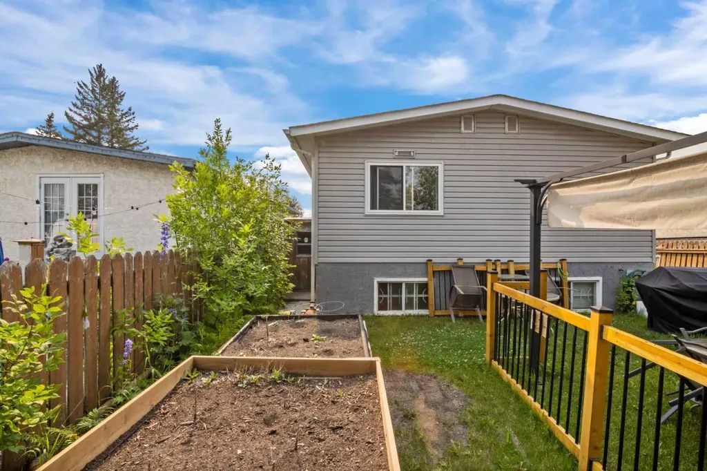 113 Spring Haven Court SE Airdrie AB T4A 1J9