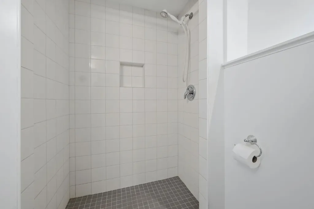 248 Parkland Crescent SE Calgary AB T2J 3Y5